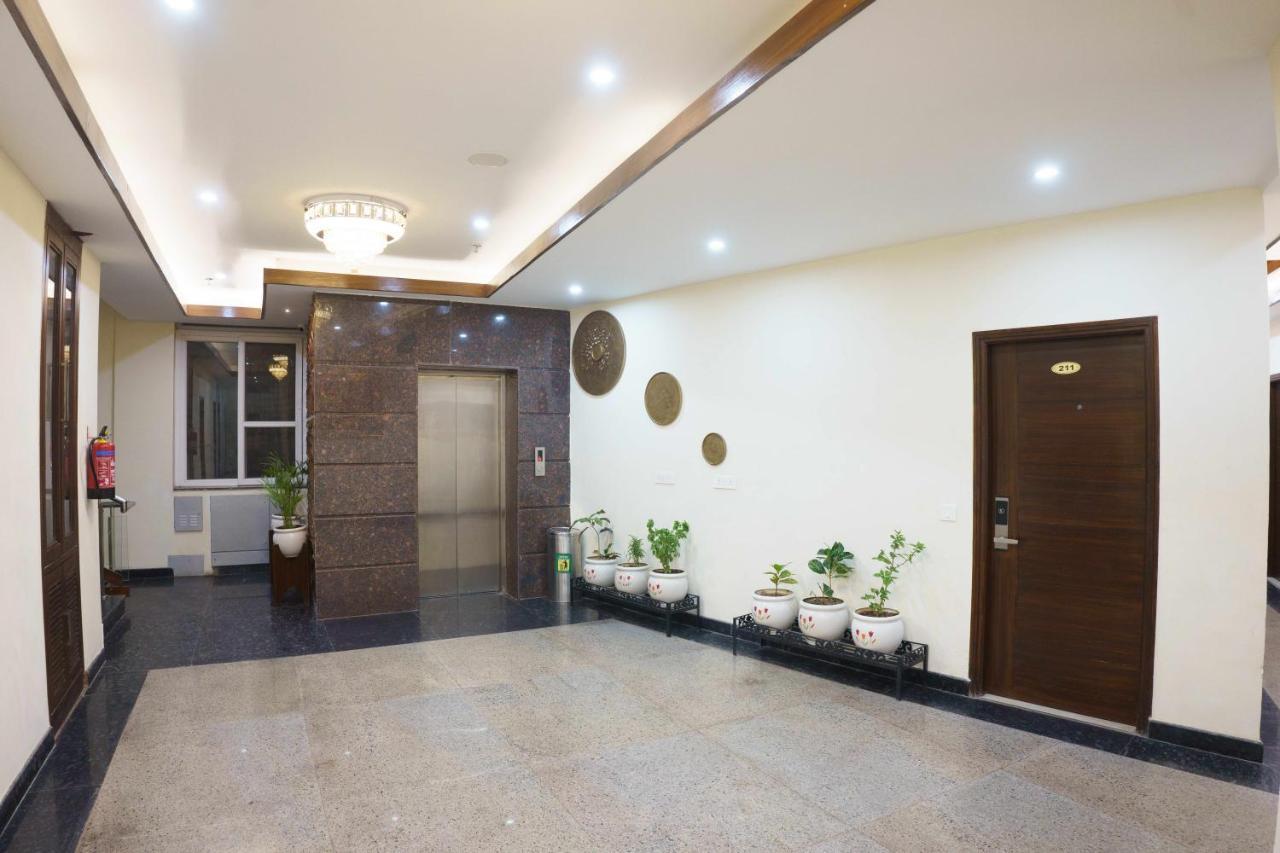 Hotel Vihaan Residency Zirakpur Exterior photo